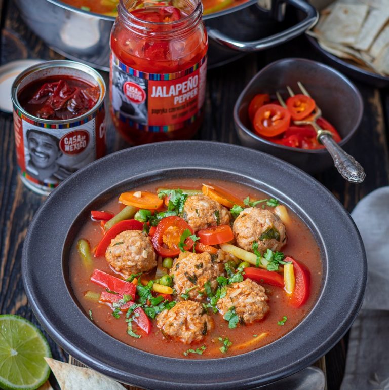 Sopa de&nbsp;albondigas – Meksykańska zupa z&nbsp;klopsami