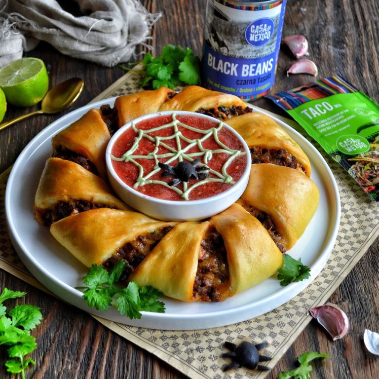 Taco wianek z&nbsp;pomidorową salsą