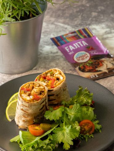 Kurczak fajitas z&nbsp;dipem serowym